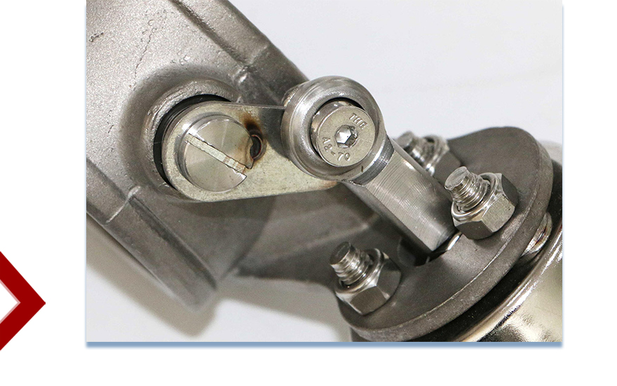 Выхлопной вырез